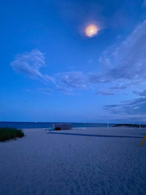Across The Ocean Few Steps To Beach Contemporary Three Bedroom Townhouse بومبانو بيتش المظهر الخارجي الصورة