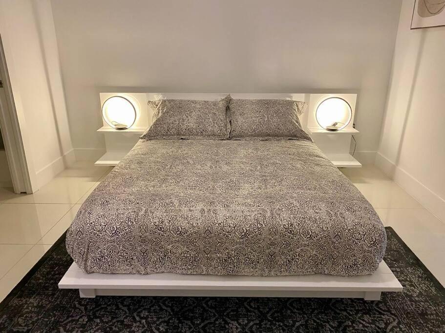 Across The Ocean Few Steps To Beach Contemporary Three Bedroom Townhouse بومبانو بيتش المظهر الخارجي الصورة