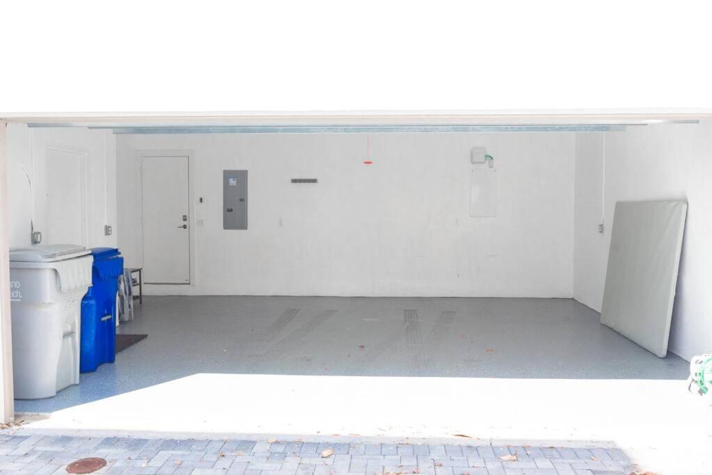 Across The Ocean Few Steps To Beach Contemporary Three Bedroom Townhouse بومبانو بيتش المظهر الخارجي الصورة