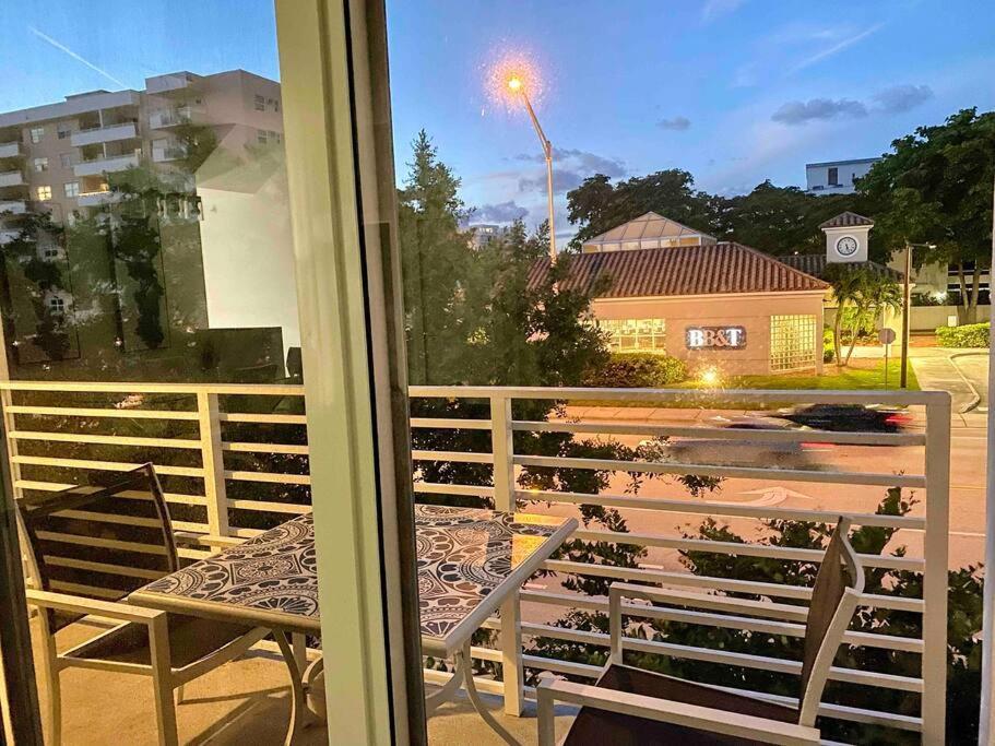 Across The Ocean Few Steps To Beach Contemporary Three Bedroom Townhouse بومبانو بيتش المظهر الخارجي الصورة