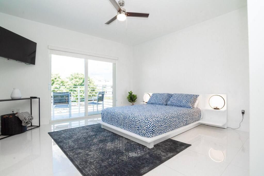 Across The Ocean Few Steps To Beach Contemporary Three Bedroom Townhouse بومبانو بيتش المظهر الخارجي الصورة