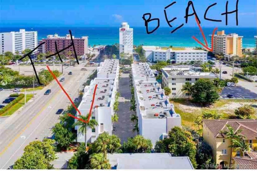 Across The Ocean Few Steps To Beach Contemporary Three Bedroom Townhouse بومبانو بيتش المظهر الخارجي الصورة